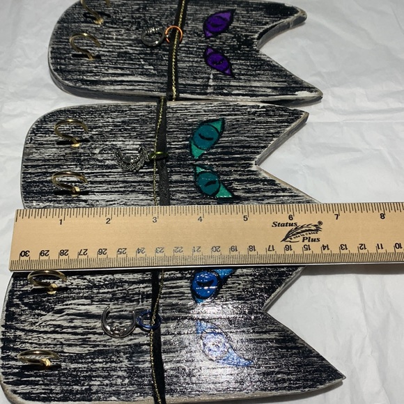 Hand Crafted Pallet Board Cat Design Key Holder - Picture 6 of 7